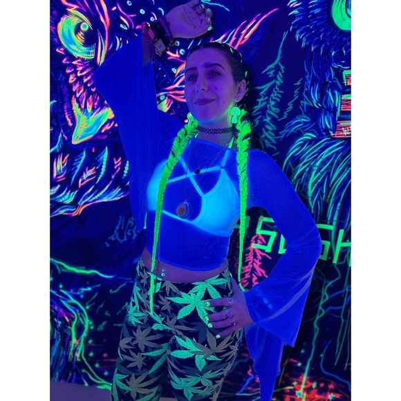 Meet your Posher, Rebecca - Picture 3 of 5